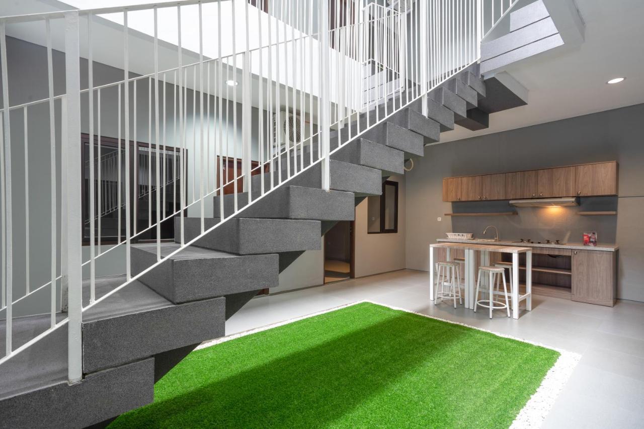 Reddoorz Plus Near Jiexpo Kemayoran Jakarta Luaran gambar