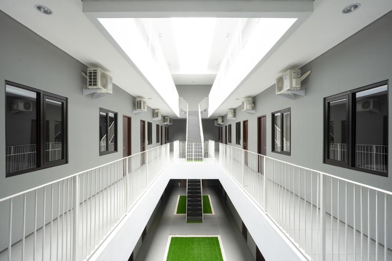 Reddoorz Plus Near Jiexpo Kemayoran Jakarta Luaran gambar