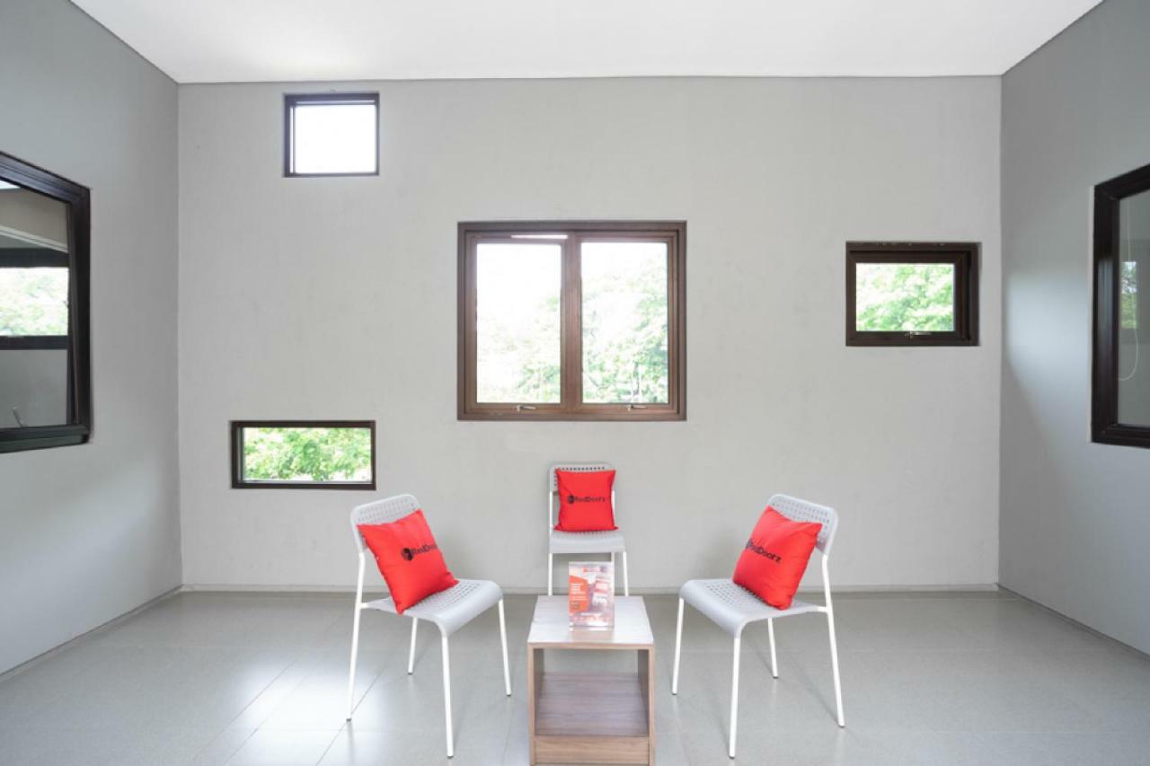 Reddoorz Plus Near Jiexpo Kemayoran Jakarta Luaran gambar