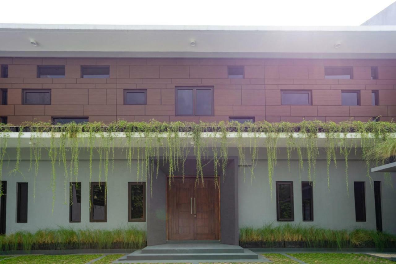 Reddoorz Plus Near Jiexpo Kemayoran Jakarta Luaran gambar